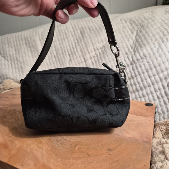 Coach Signature Hamptons Mini Satchel - Picture 7 of 11